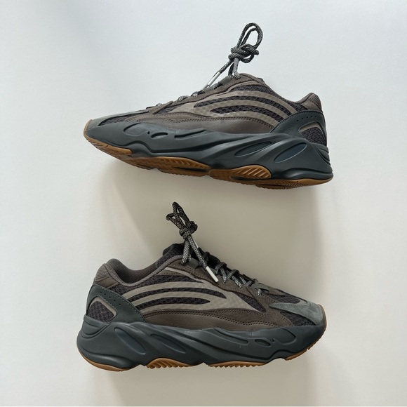 adidas gazelle silver green womens Adidas Yeezy Boost 700 V2 Geode Grey Tan Knit Fabric Leather Sneakers  Brie